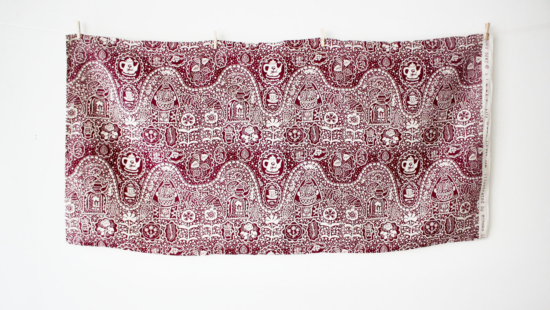 絵型染め関美穂子メリーゴーランド知多木綿浴衣 憧れの型染め作家・関美穂子さんが図案を手がけた、本格注染浴衣